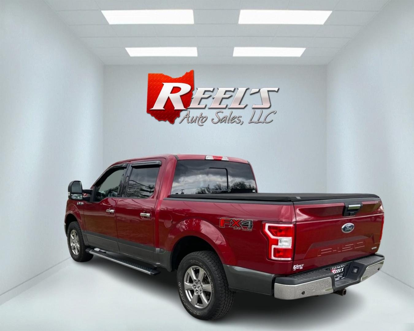 2018 Red /Gray Ford F-150 XLT SuperCrew 5.5-ft. Bed 4WD (1FTEW1EP7JF) with an 2.7L V6 DOHC 24V TWIN TURBO engine, 10 Speed Auto transmission, located at 11115 Chardon Rd. , Chardon, OH, 44024, (440) 214-9705, 41.580246, -81.241943 - Photo#14